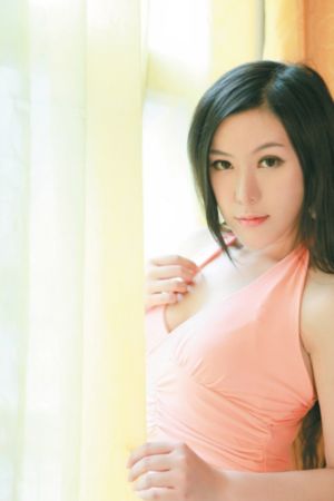 亚洲欧美日韩中文制服诱惑_720手机在线看