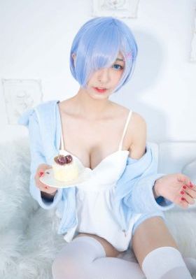 欧美大胸在线四_剧情片日韩免费观看